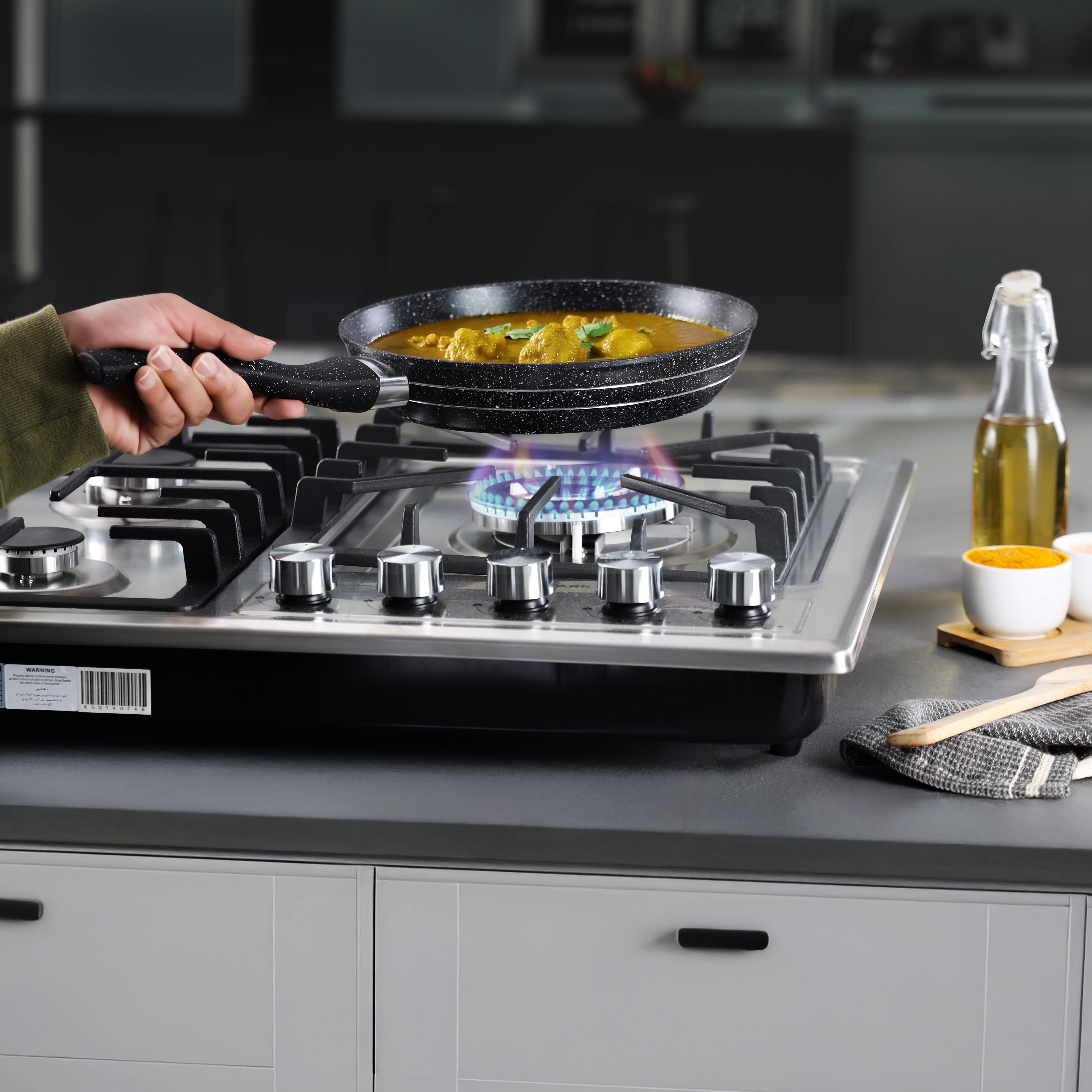 Olsenmark OMK7034 5 in 1 Gas Hob| five burners, stainless steel panel and heavy cast iron pan | auto impulse ignition, LPG compatibility and free gas hose pipe| - Image 5