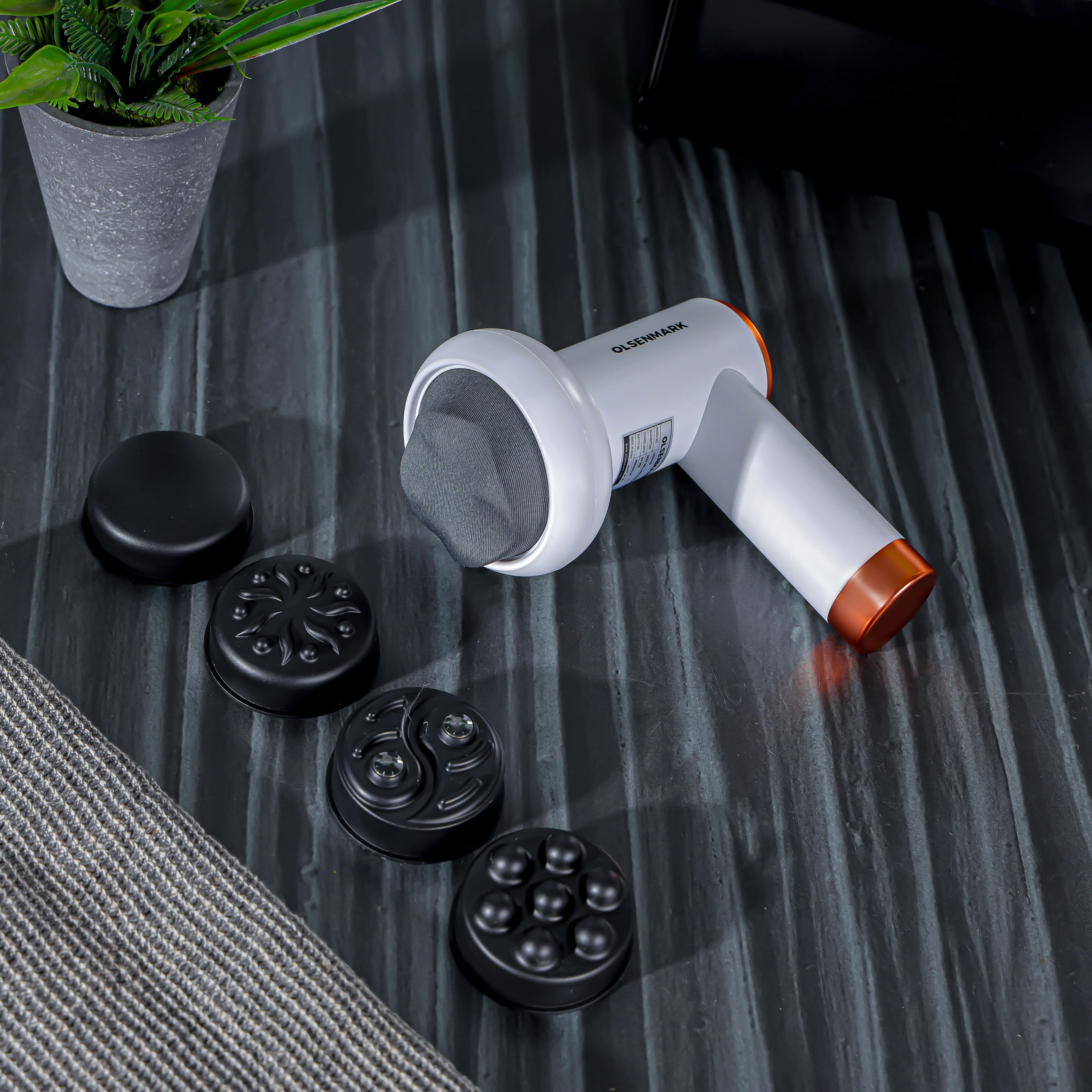 Olsenmark OMM4116 Deep Rolling Massager | 6 speeds with ergonomic design and powerful motor| rechargeable battery and effective muscle relaxation for full body relief| - Image 3