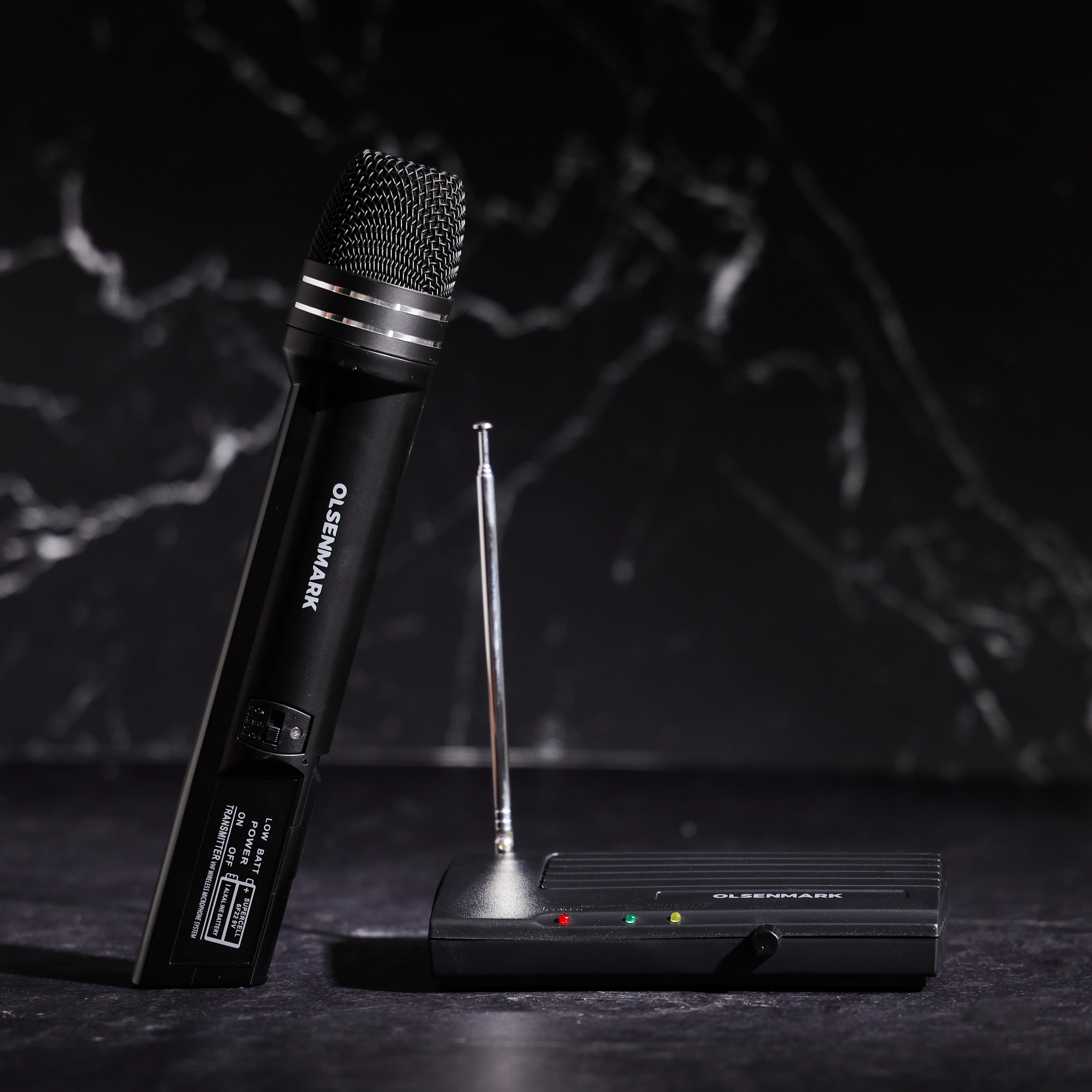 Olsenmark OMMP1240 Wireless Microphone Receiver System| high quality sound with low noise output and stable signal transmission| handheld mic and receiver unit| - Image 4