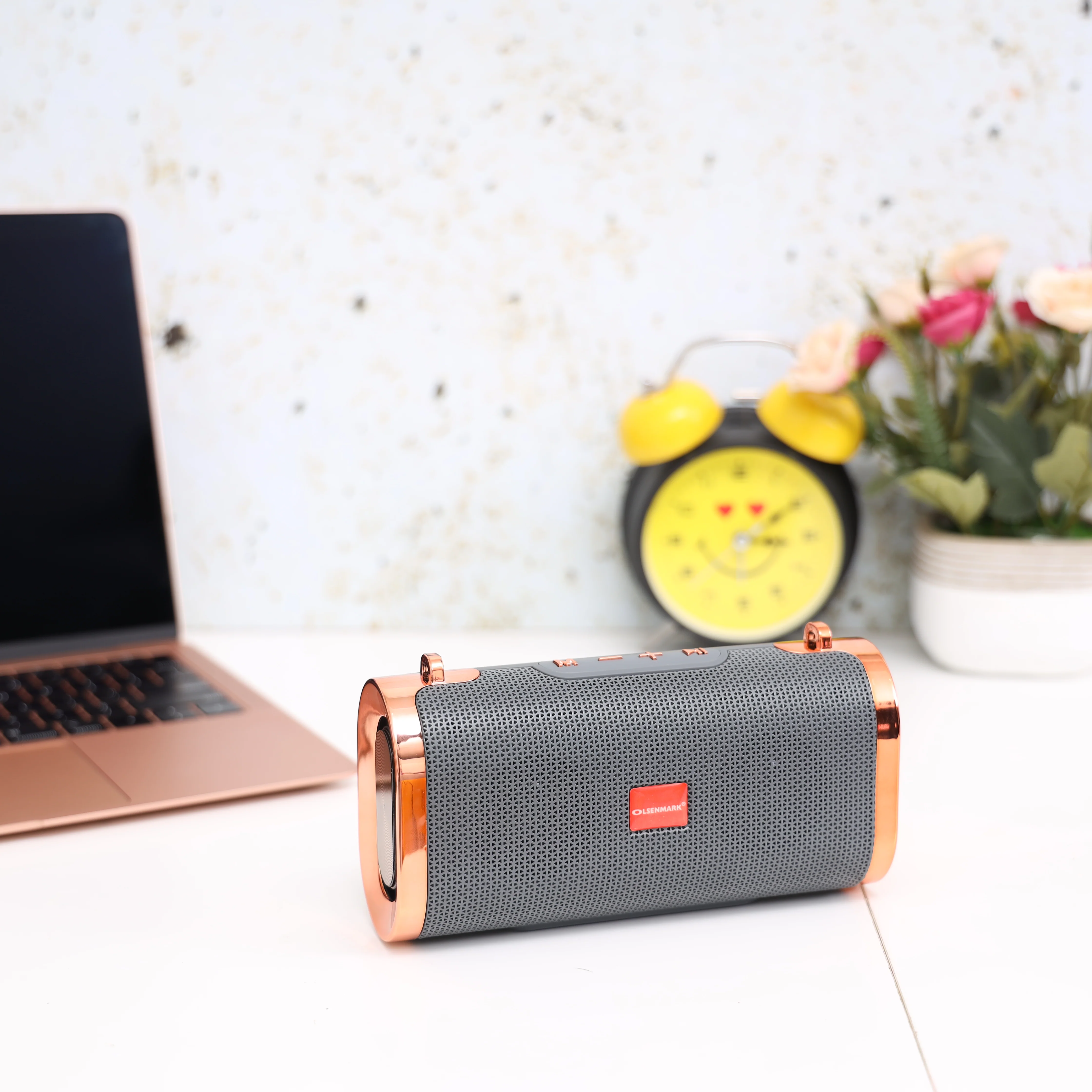 Olsenmark OMMS1213 Portable Wireless Speaker| Bluetooth, TWS function, USB and TF card support| delivers powerful bass, clear sound and durable portable design| - Image 5