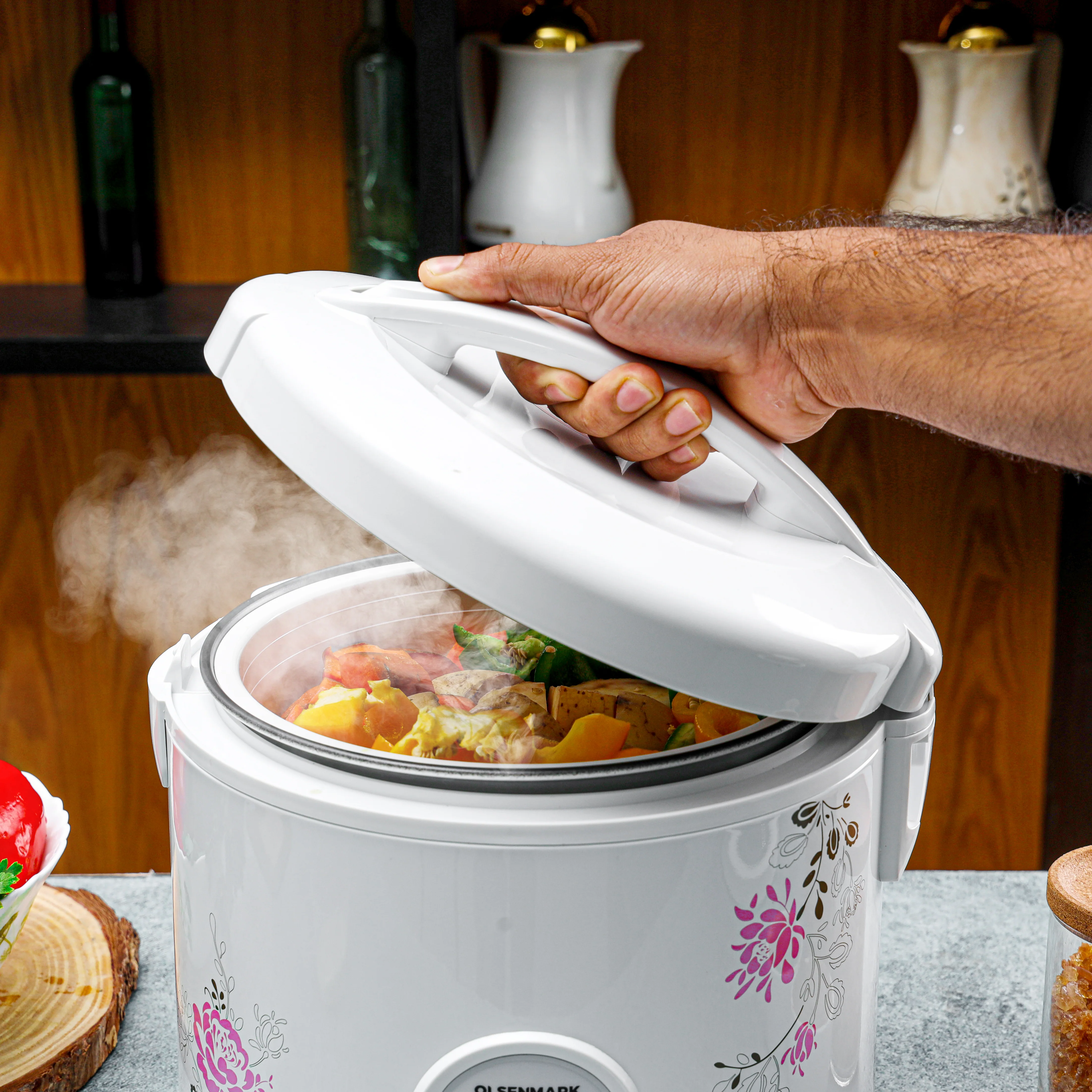 Olsenmark OMRC2251 Rice Cooker 1.8L| 3-in-1 cook, steam, keep warm function & High temperature protection| non-stick pot, auto cooking system & safety protection| - Image 3