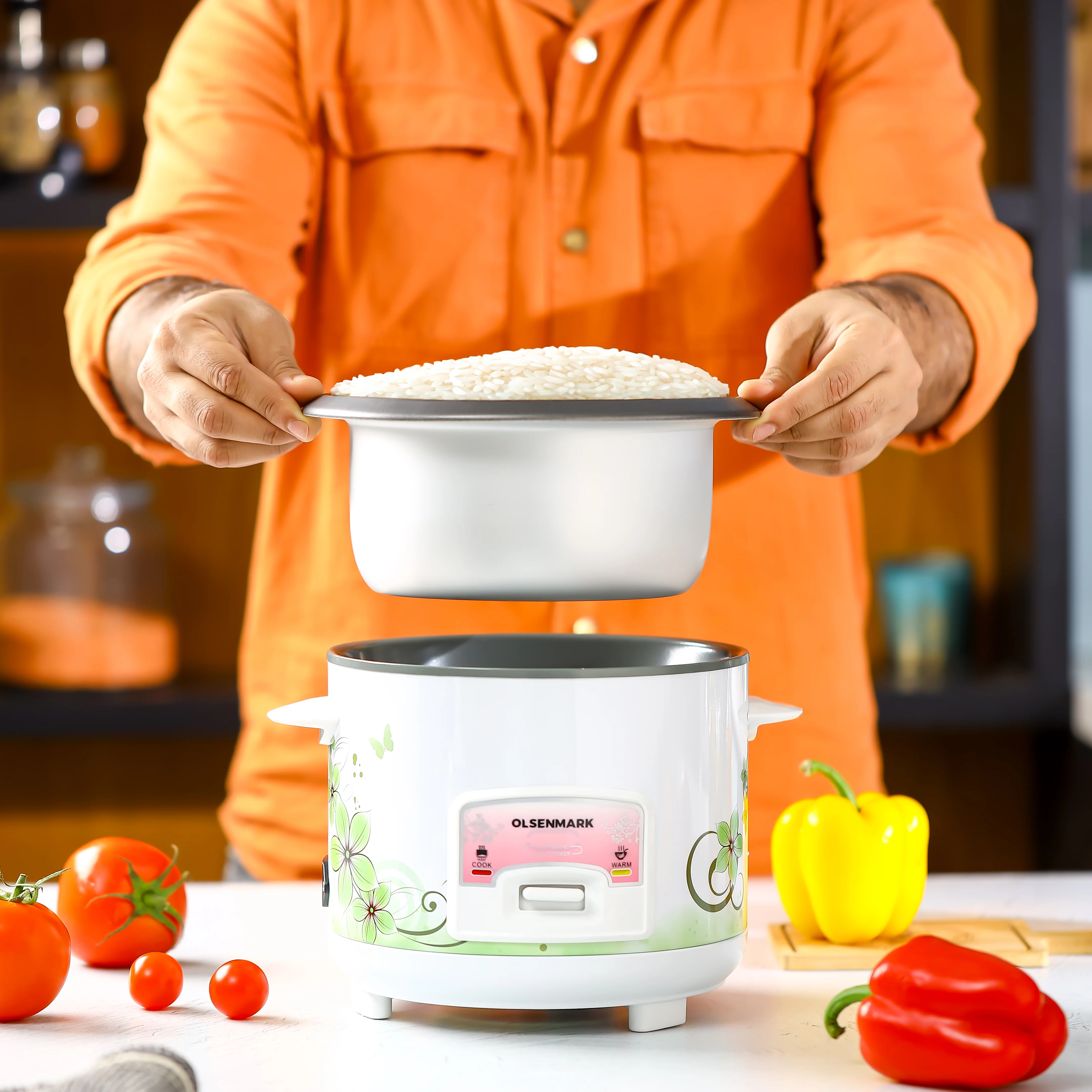 Olsenmark OMRC7025 1.0L Automatic Rice Cooker| 400W power with non-stick aluminum inner pot & one-touch operation| cook & keep warm function, compact and durable design| - Image 3