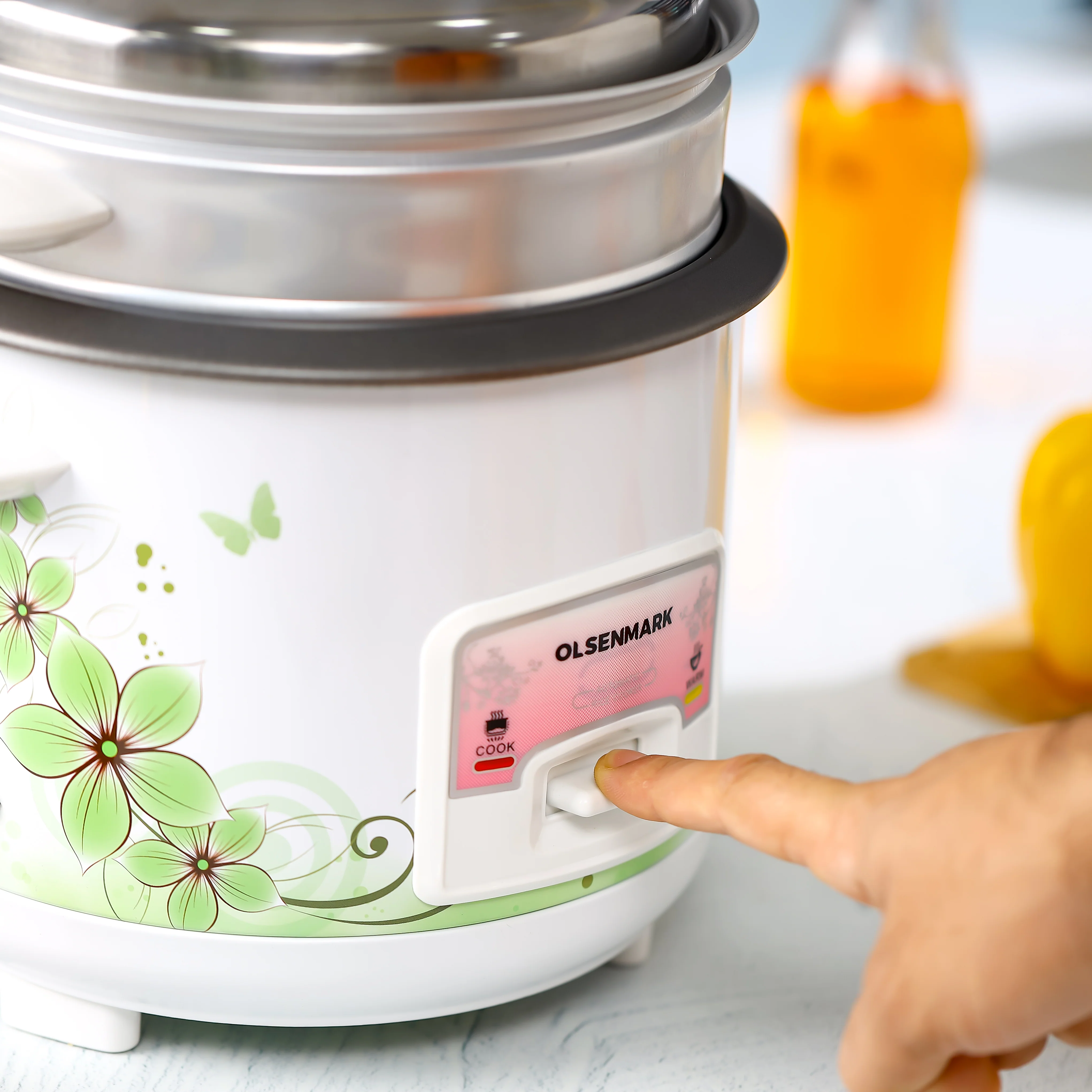 Olsenmark OMRC7025 1.0L Automatic Rice Cooker| 400W power with non-stick aluminum inner pot & one-touch operation| cook & keep warm function, compact and durable design| - Image 5