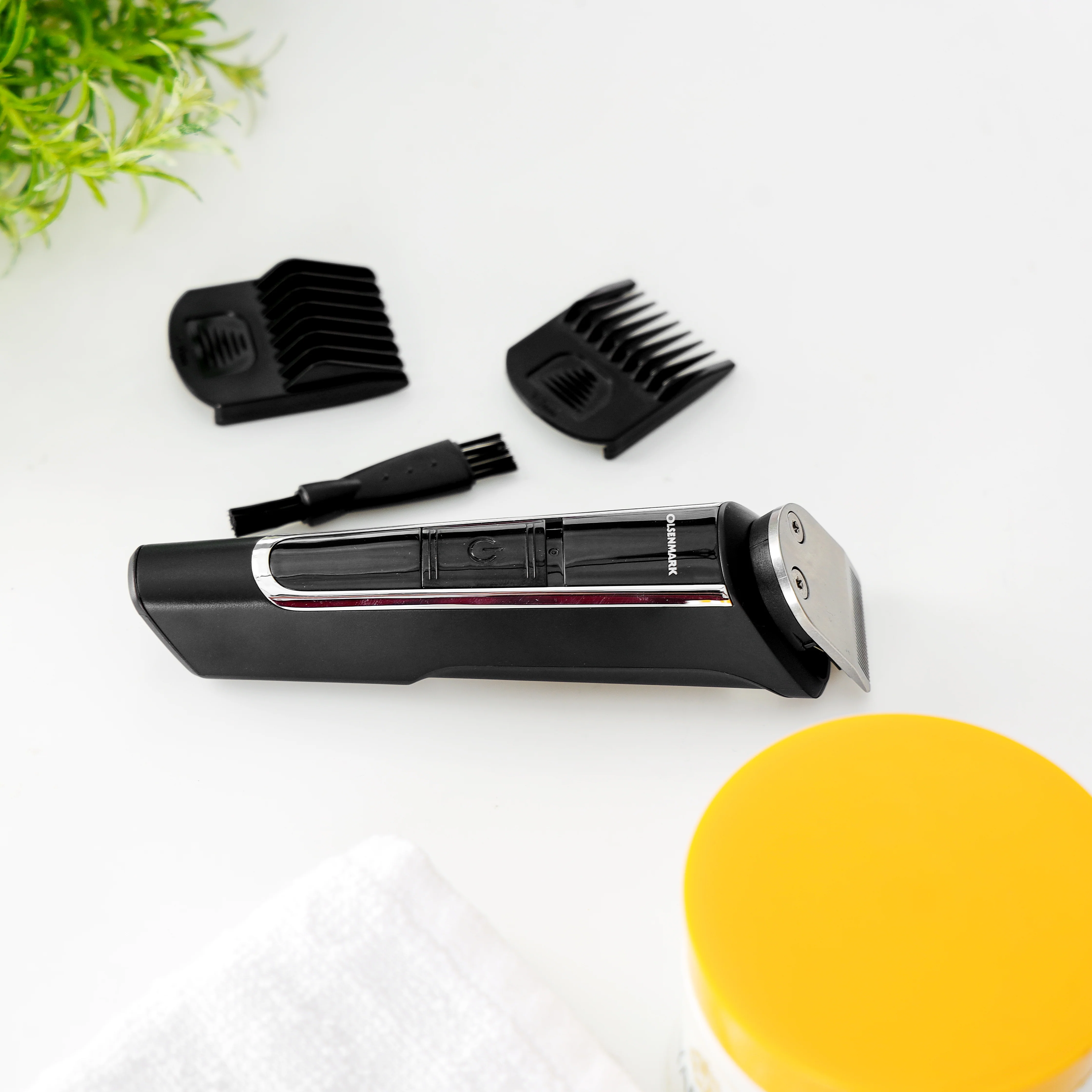 Olsenmark OMTR4052 Hair & Beard Trimmer| sharp stainless-steel blade with USB charging & cordless design| ergonomic grip, and reliable performance for easy grooming| - Image 2