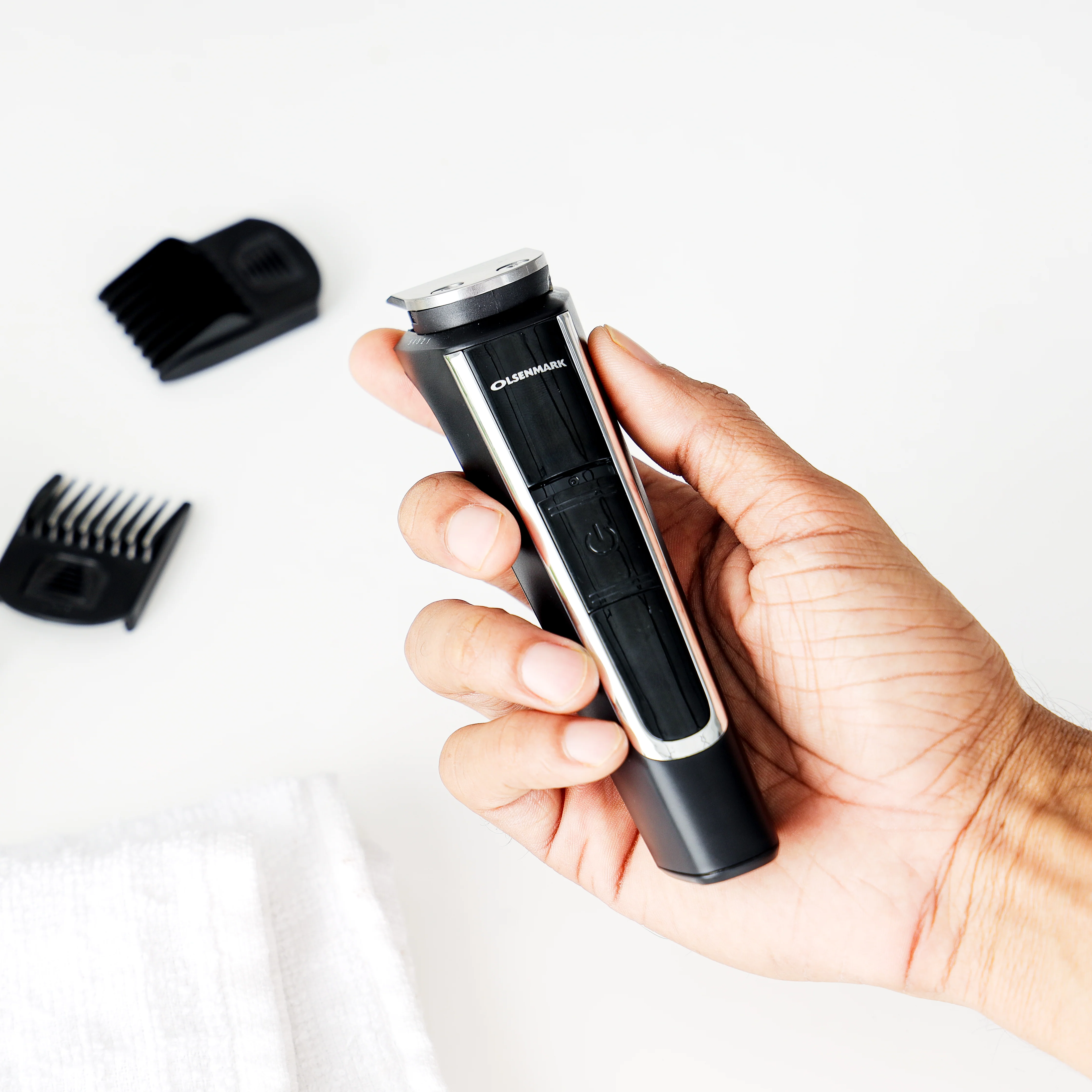Olsenmark OMTR4052 Hair & Beard Trimmer| sharp stainless-steel blade with USB charging & cordless design| ergonomic grip, and reliable performance for easy grooming| - Image 3