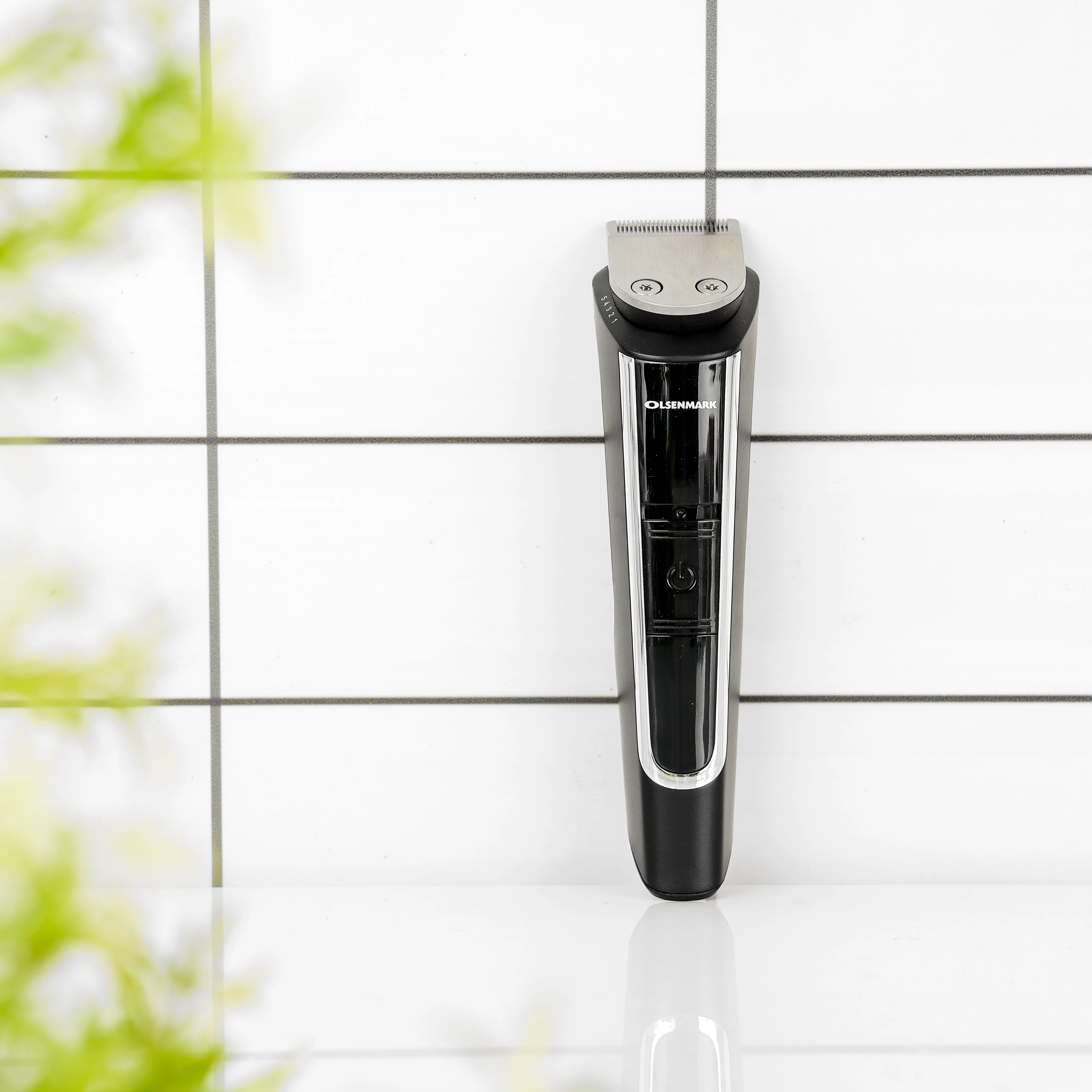 Olsenmark OMTR4052 Hair & Beard Trimmer| sharp stainless-steel blade with USB charging & cordless design| ergonomic grip, and reliable performance for easy grooming| - Image 5