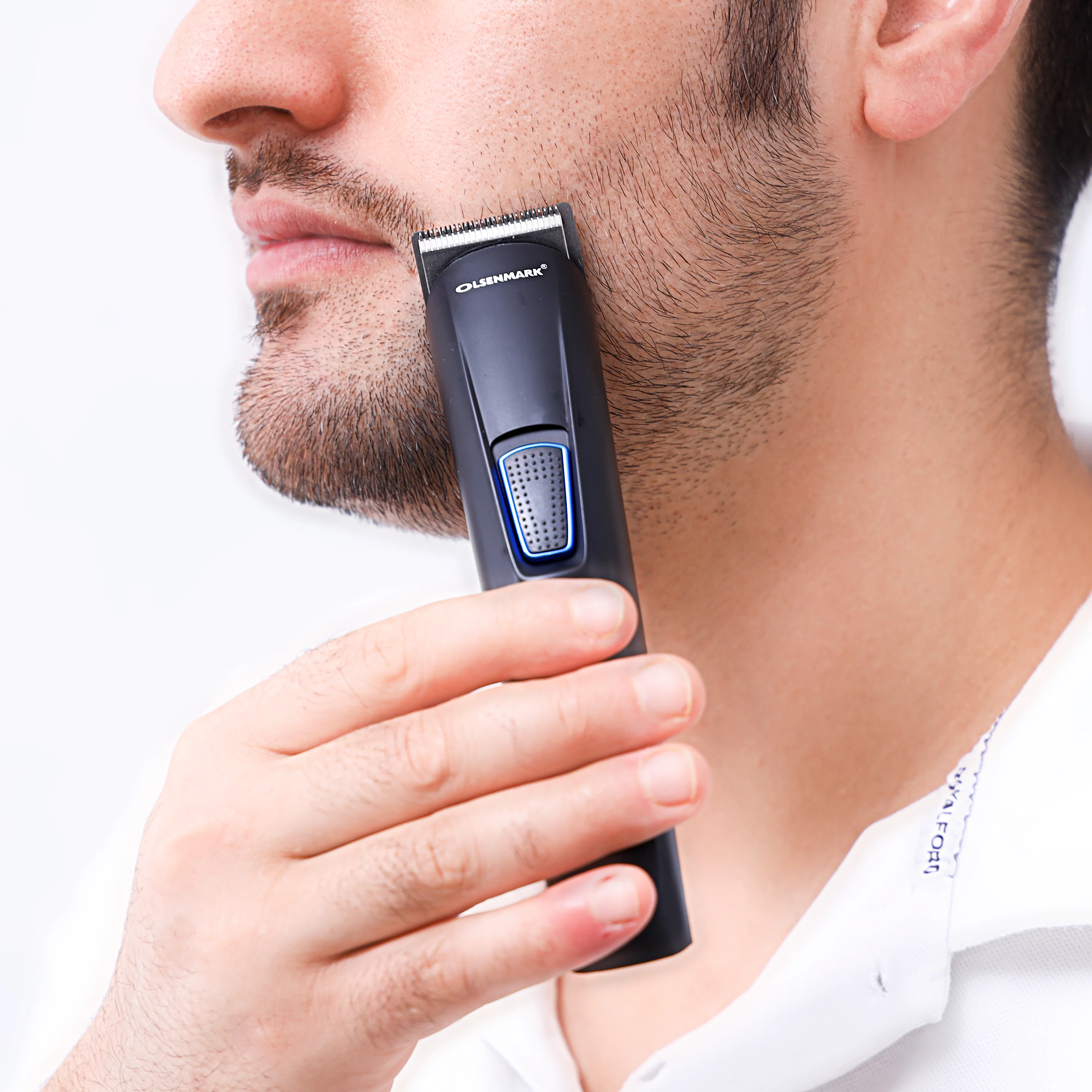 Olsenmark OMTR4070 Rechargeable Hair Trimmer| sharp stainless-steel blade with 600mAh Ni-MH battery| charging indicator, press-type switch & up to 30 minutes cordless use - Image 3