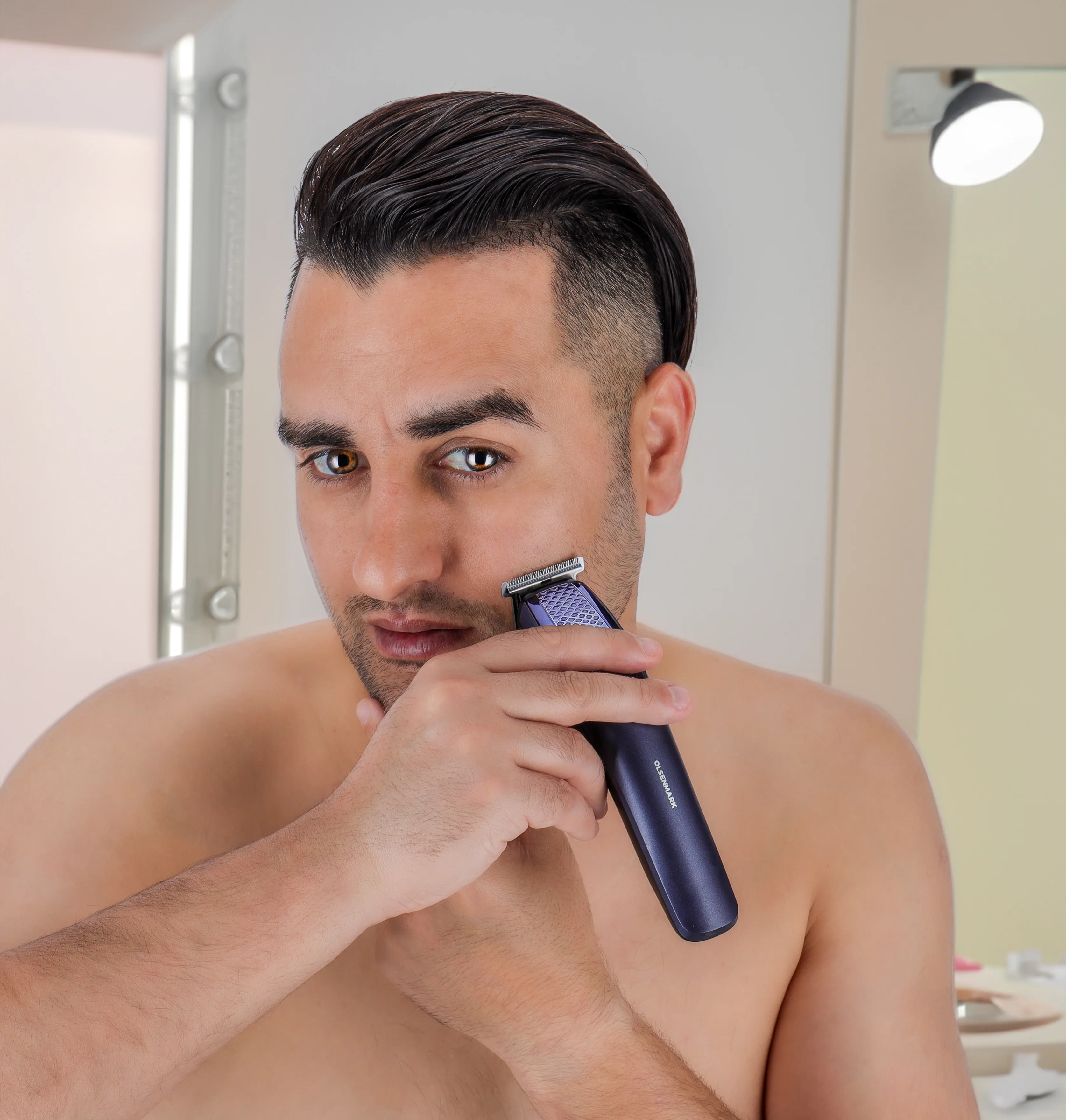 Olsenmark OMTR4113 rechargeable hair & beard trimmer| T-blade, USB charging with NI-CD battery| up to 60 min runtime & 4 combs, anti-irritation blades for grooming daily| - Image 3