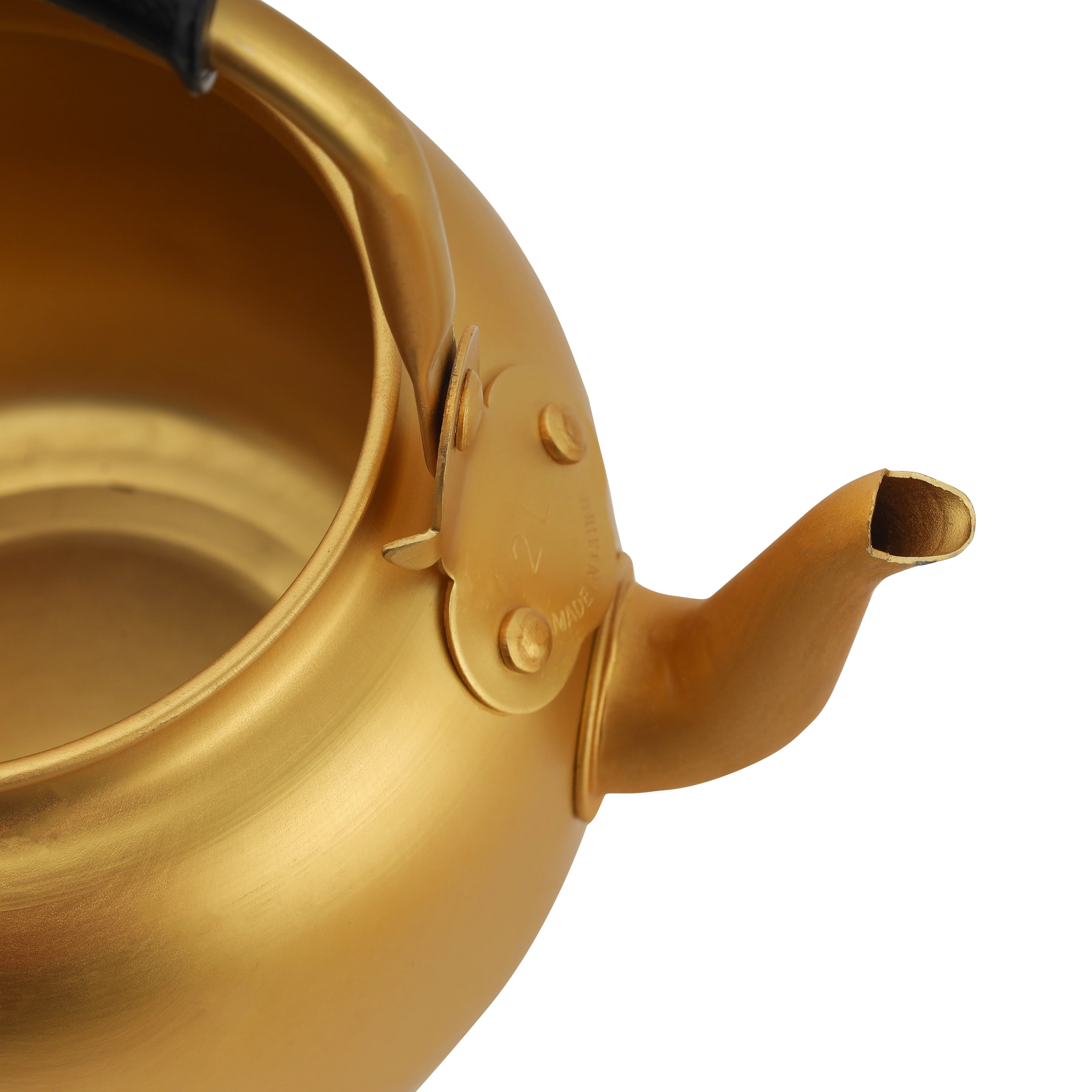 Royalford RF10768 2.0L Golden Finish Aluminium Tea Kettle | Anti-Scald Handle | Rust & Corrosion Resistant Body | Induction Compatible | Lightweight & Easy to Handle - Image 4