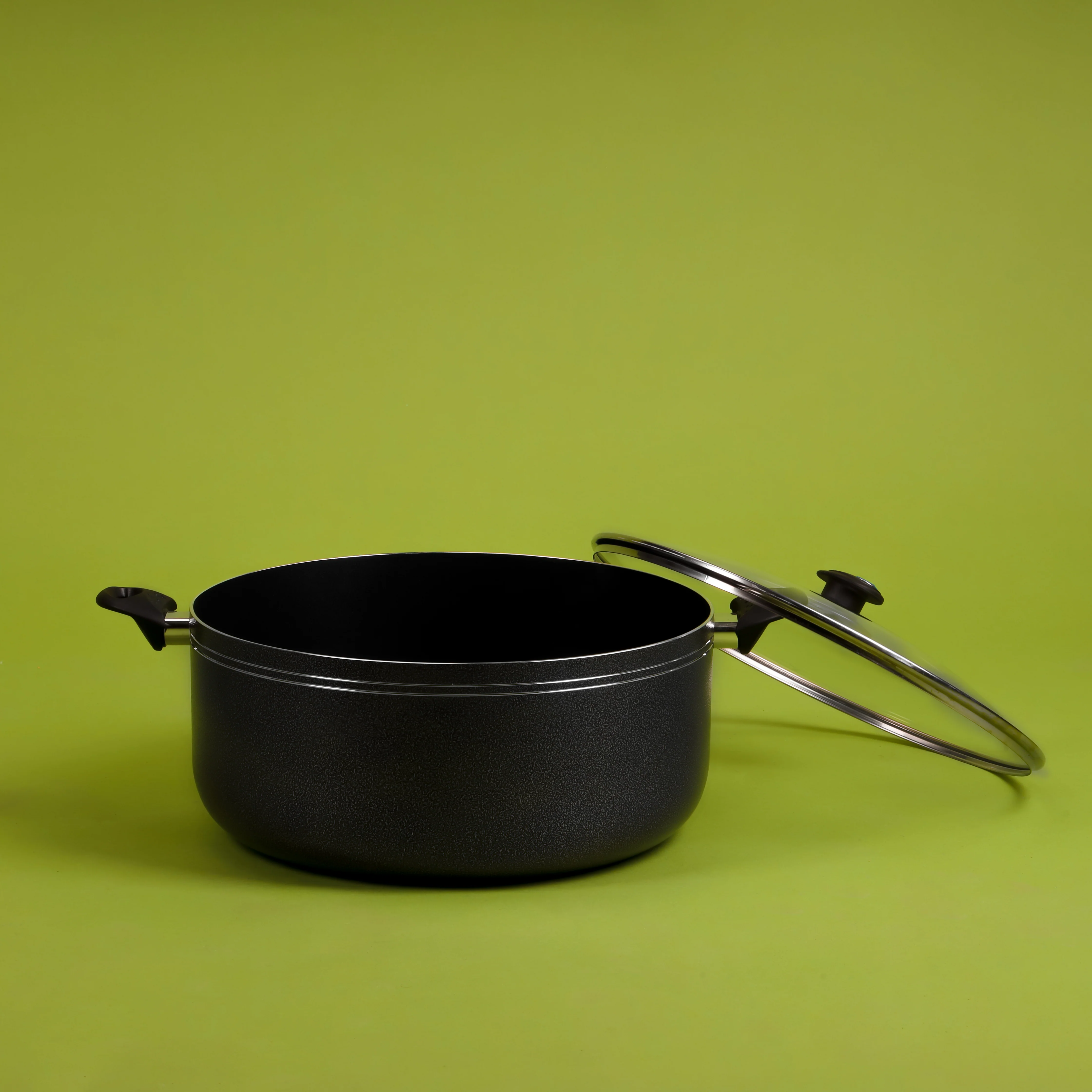 Royalford RF11199 28cm Aluminium Casserole| featuring 3-layer non-stick coating, glass lid & induction base| Multi-Cooktop Compatible & durable Bakelite handles| - Image 2