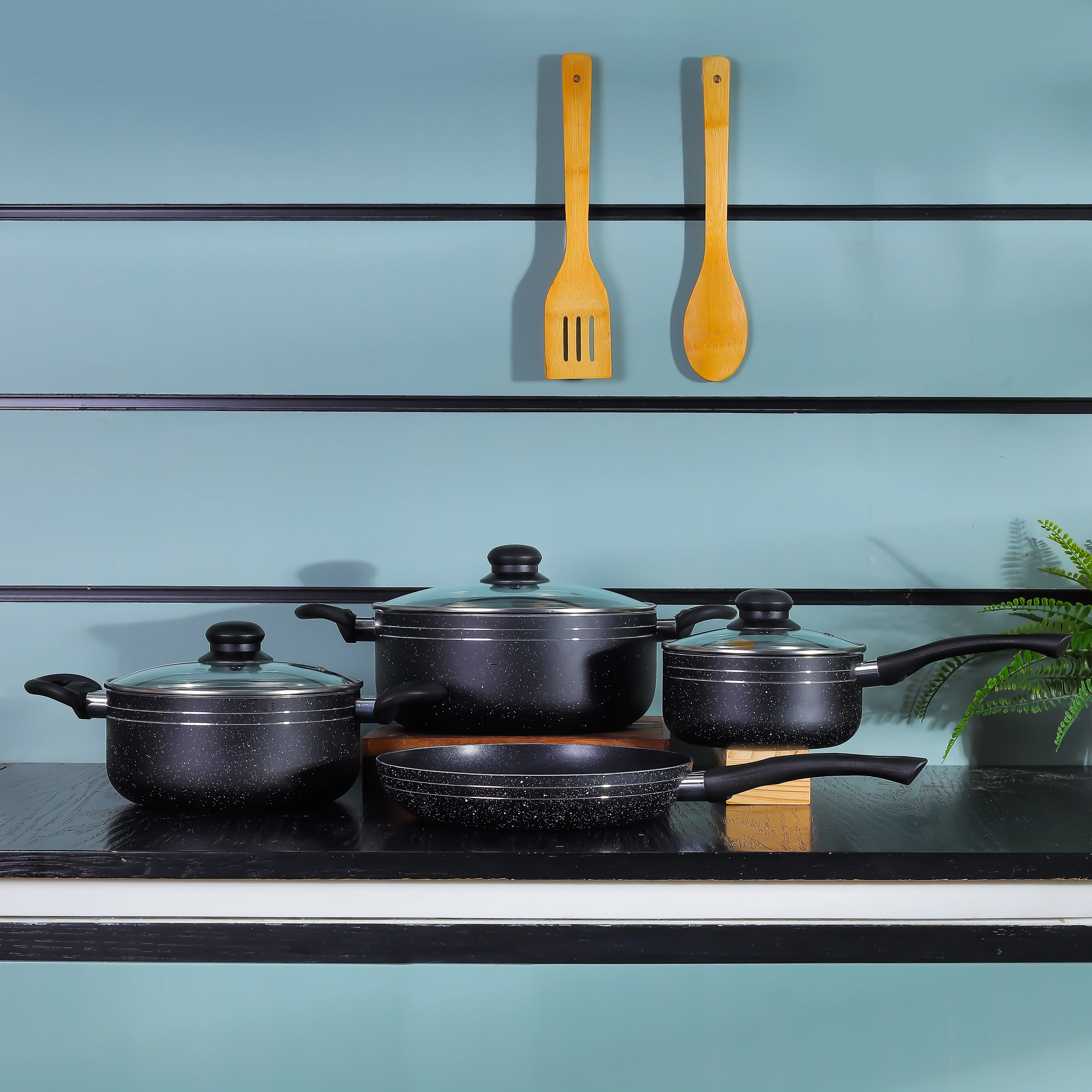 Royalford RF11759 9 PCS Non-Stick Cookware Set| Granite Coating & Strong Aluminium Body| Fast-Heating CD Bottom, Tempered Glass Lids & Essential Kitchen Tools| - Image 4