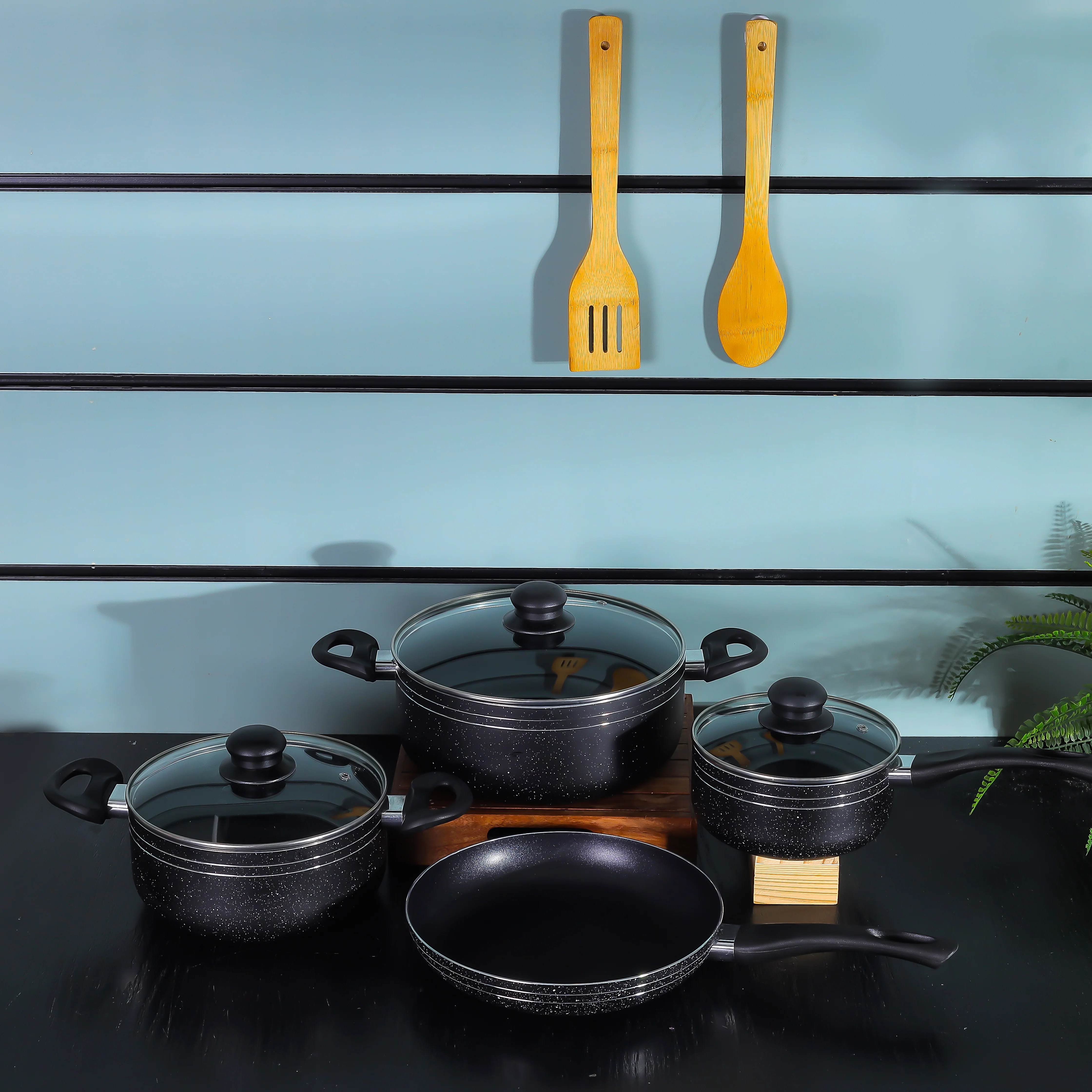 Royalford RF11759 9 PCS Non-Stick Cookware Set| Granite Coating & Strong Aluminium Body| Fast-Heating CD Bottom, Tempered Glass Lids & Essential Kitchen Tools| - Image 5