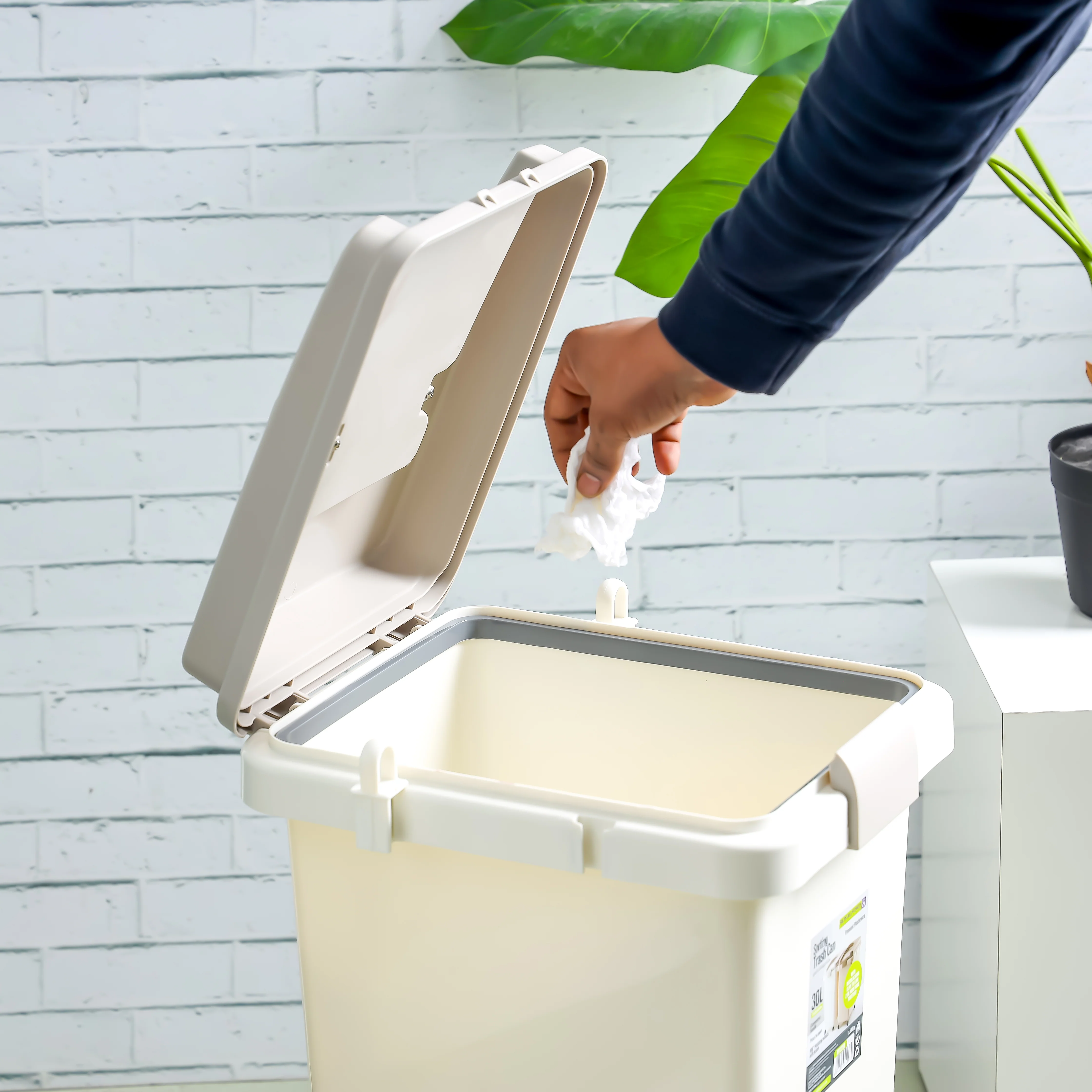 Royalford RF12250 30L Sorting Trash Can| Interlocking Clips, Press-Open Lid & Durable Plastic Waste Bin| for Home, Kitchen, Office, Bathroom & Waste Segregation| - Image 4
