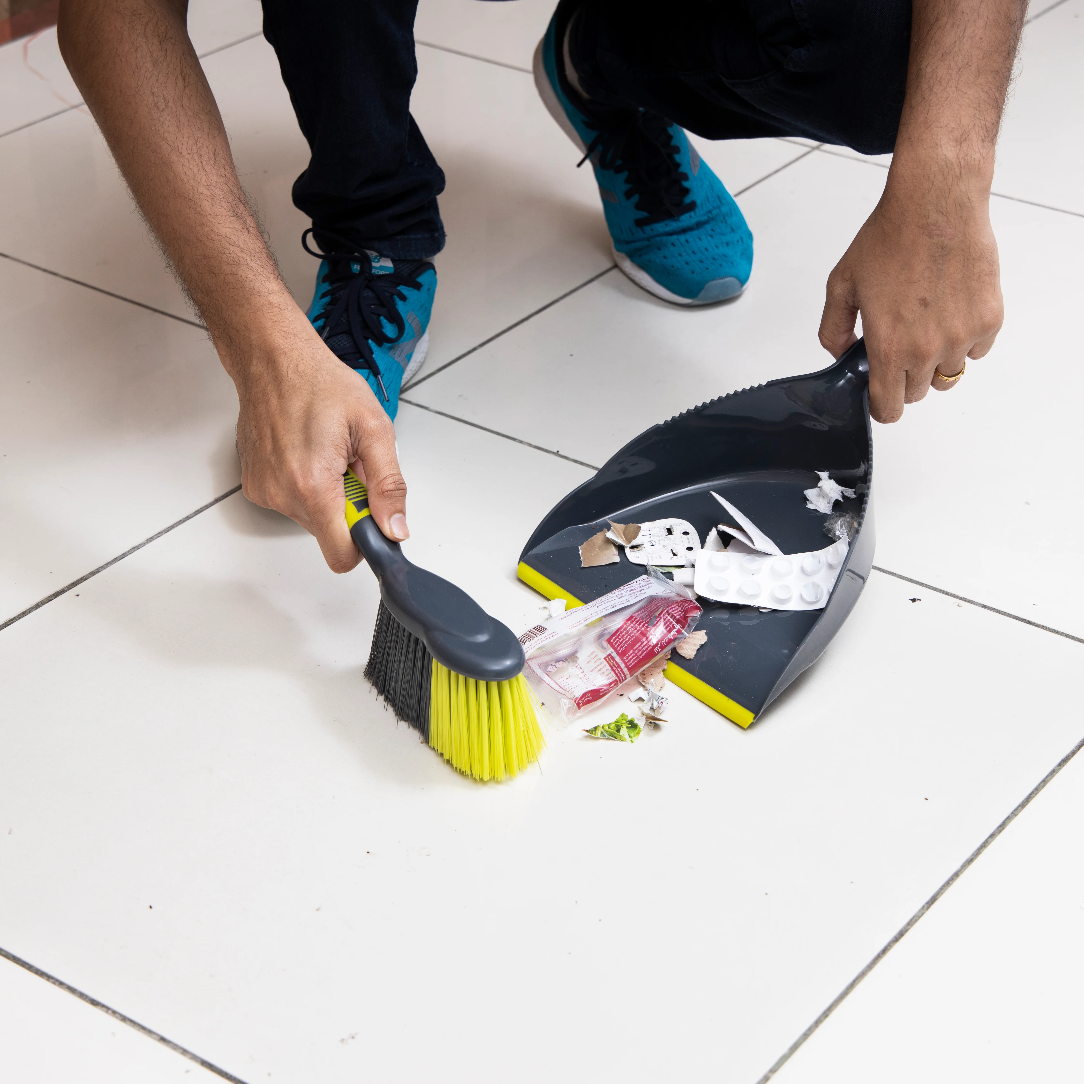 Royalford RF2367GR Dustpan and Brush Set| Ergonomic Grip Handle, Durable Hand Brush & Dustpan Cleaning Tool| For: Floor, Kitchen, Table, Office and Countertops| - Image 3