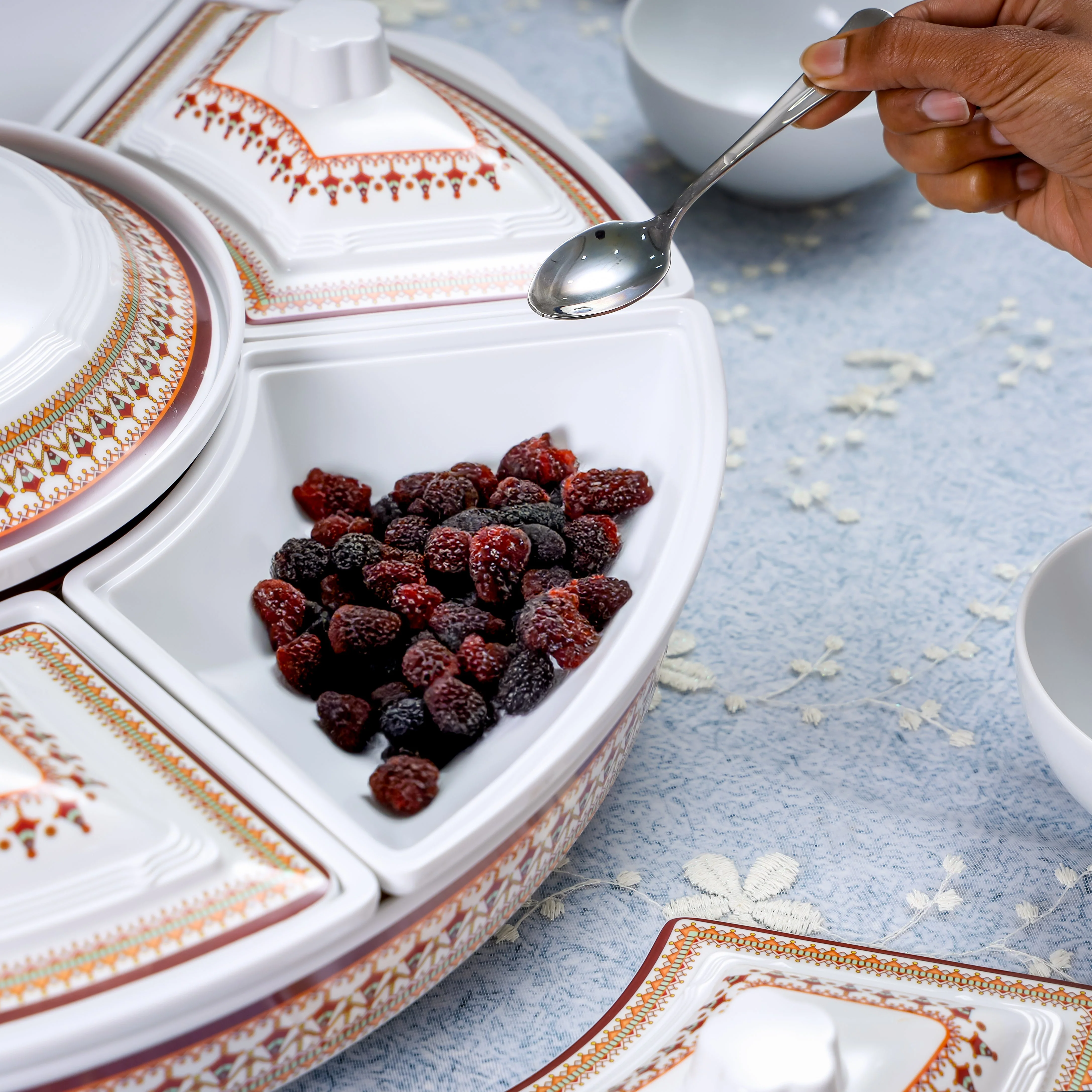 Royalford RF8581 Revolving Serving Tray | Premium Melamine Build | 360 Degree Rotating Base | Covered Bowls with Lids | Elegant & Durable Dining Table Tray Set - Image 3