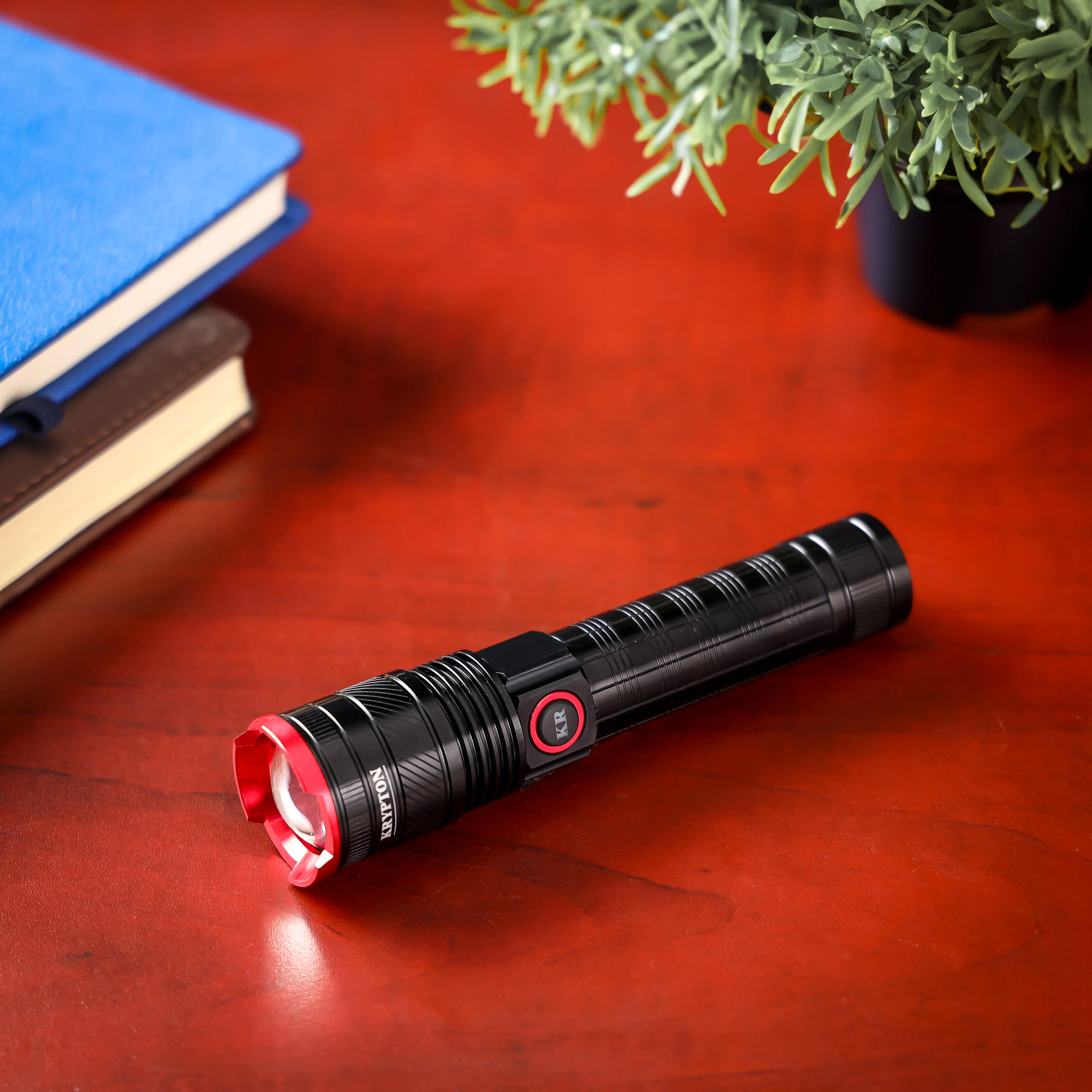 Zoomable KNFL5442 LED Flashlight | 1500 lumen brightness, 4000mAh rechargeable battery with Type-C charging| adjustable zoom focus & aluminum body for outdoor use| - Image 2
